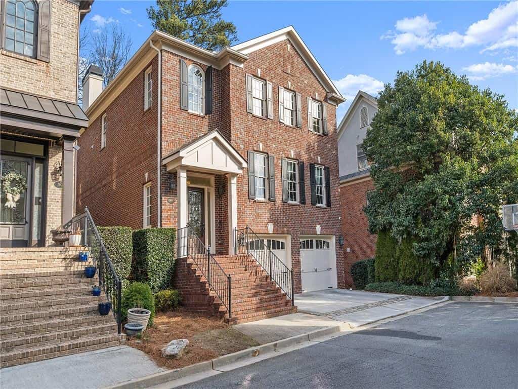 2601 Canterbury Trail, Atlanta, GA 30324