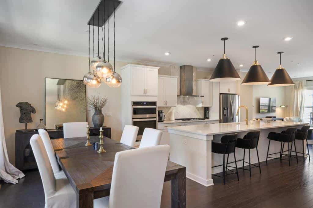 1008 Burnside Lane NW, Atlanta, GA 30318