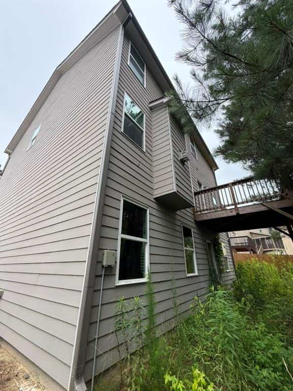 Listing photo 6