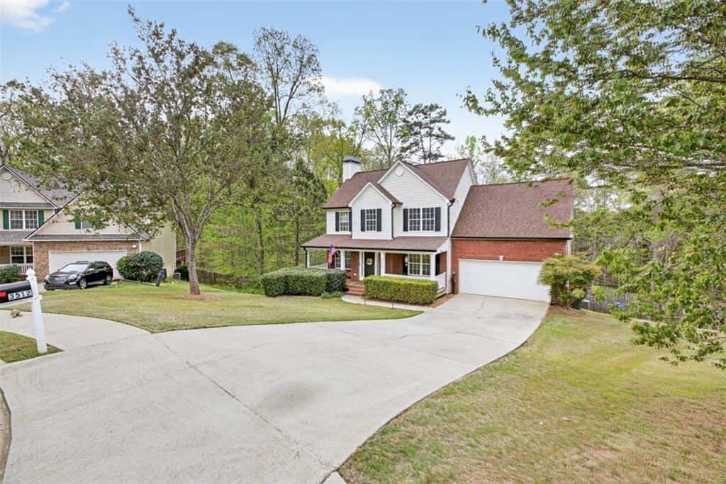 Listing photo 4