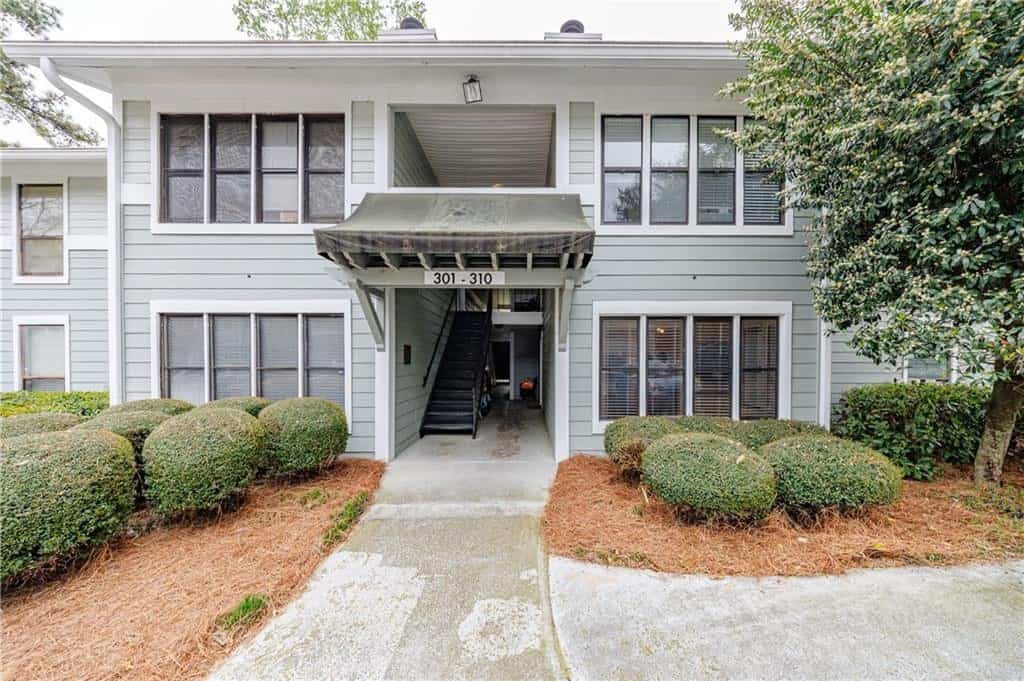 303 Summit North Drive NE, Atlanta, GA 30324