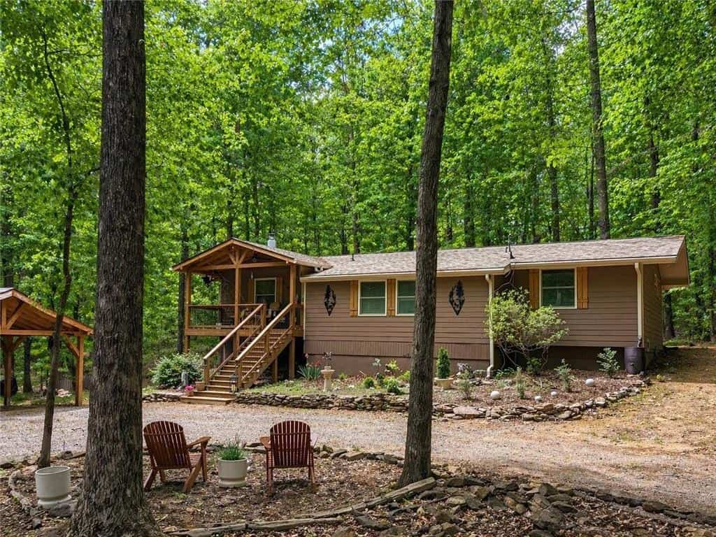 Listing photo 4