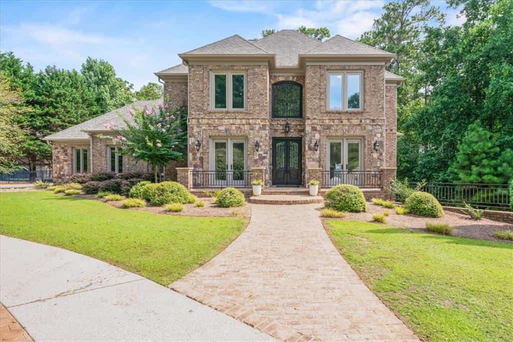 1605 Lockridge Drive, Cumming, GA 30041