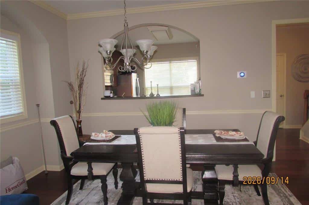 Listing photo 6