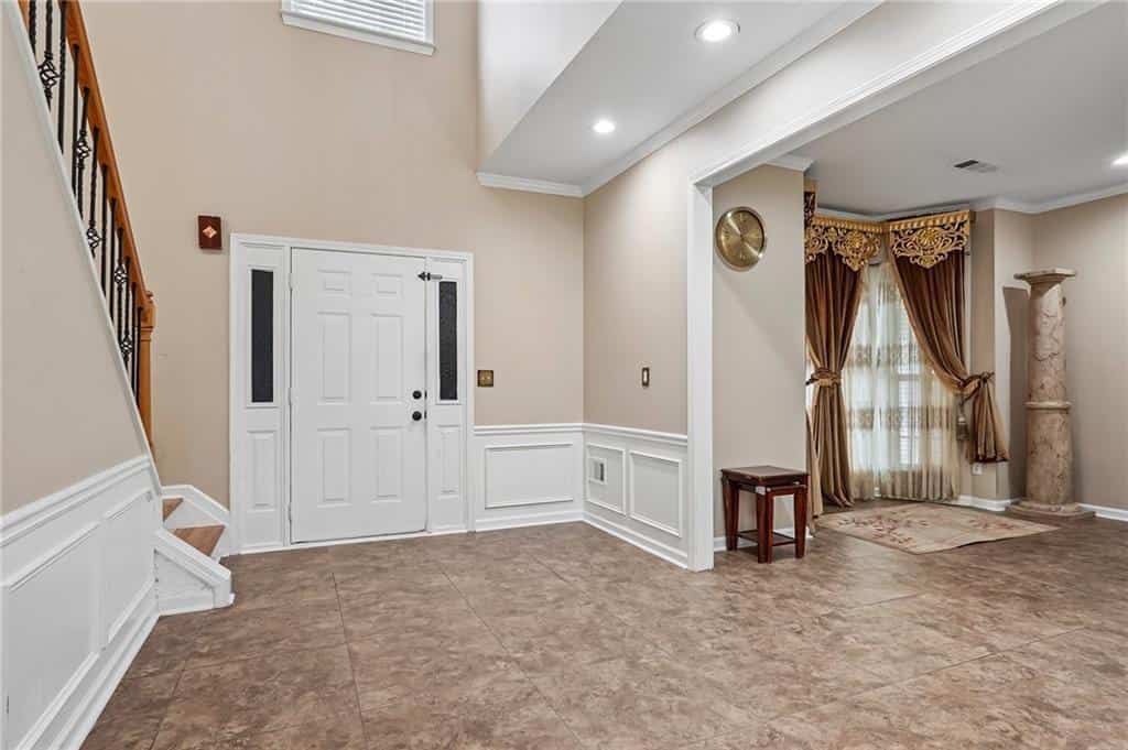 Listing photo 6