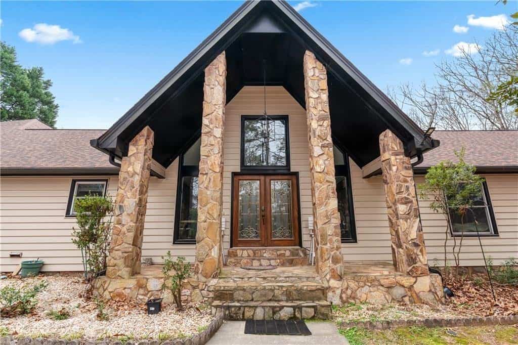 Listing photo 6