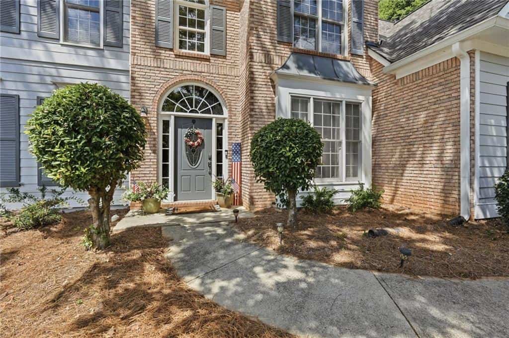 Listing photo 3