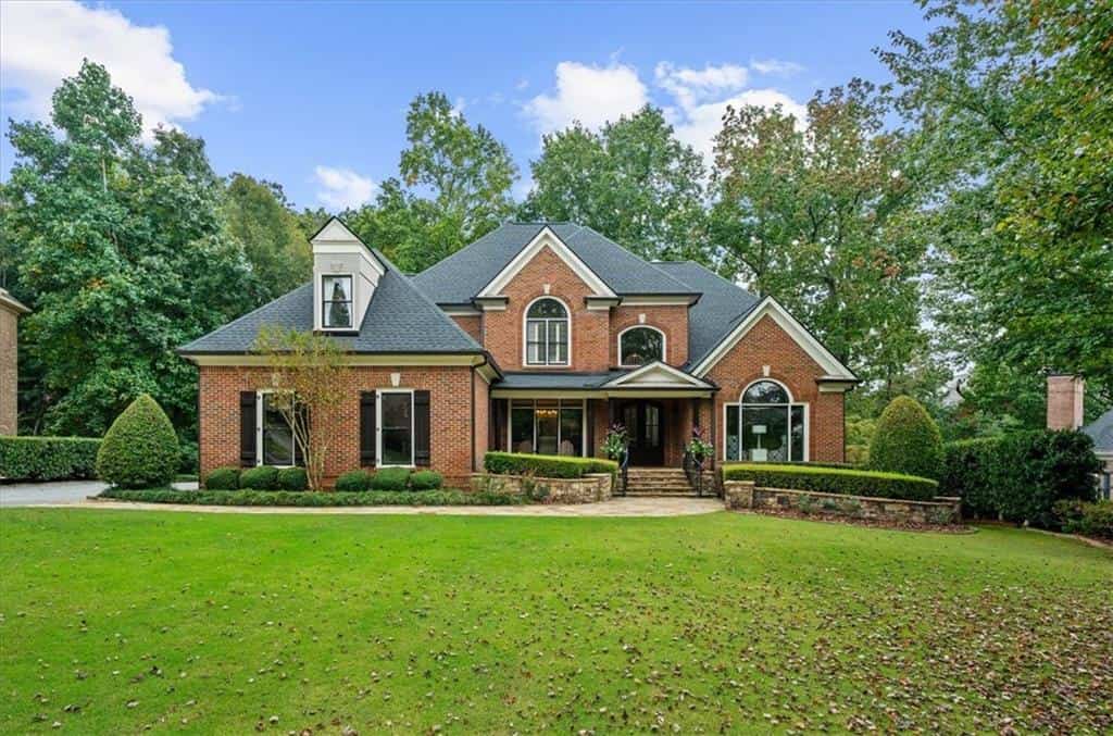 10020 Normandy Lane, Suwanee, GA 30024