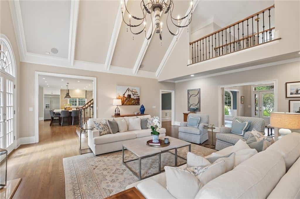 Listing photo 6