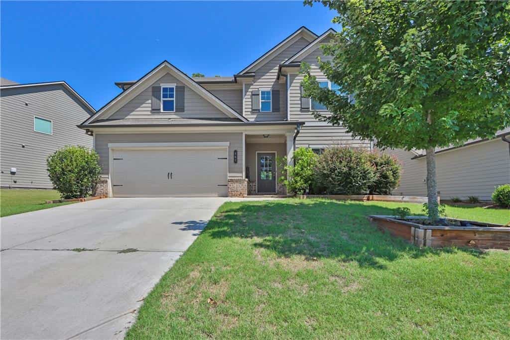 567 Brighton Park Circle, Hoschton, GA 30548