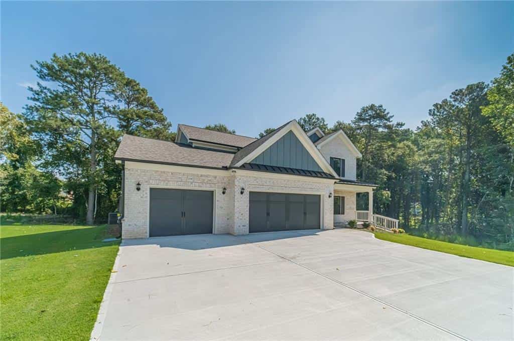 Listing photo 6