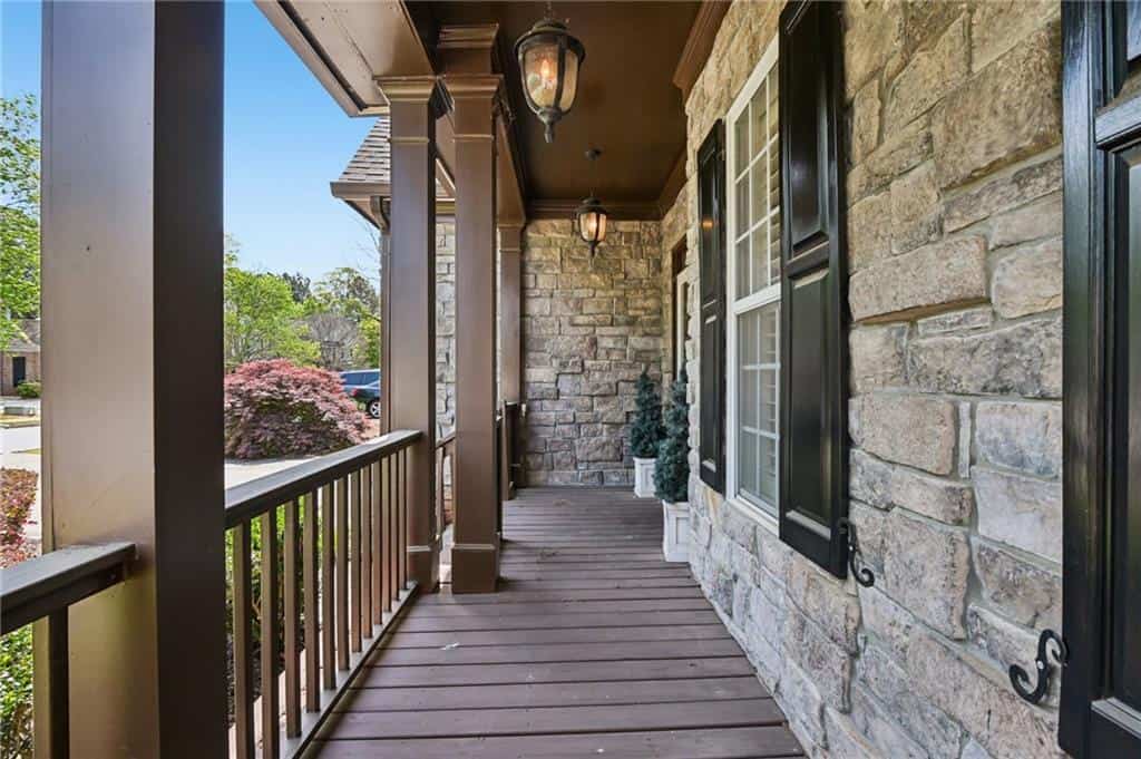 Listing photo 6