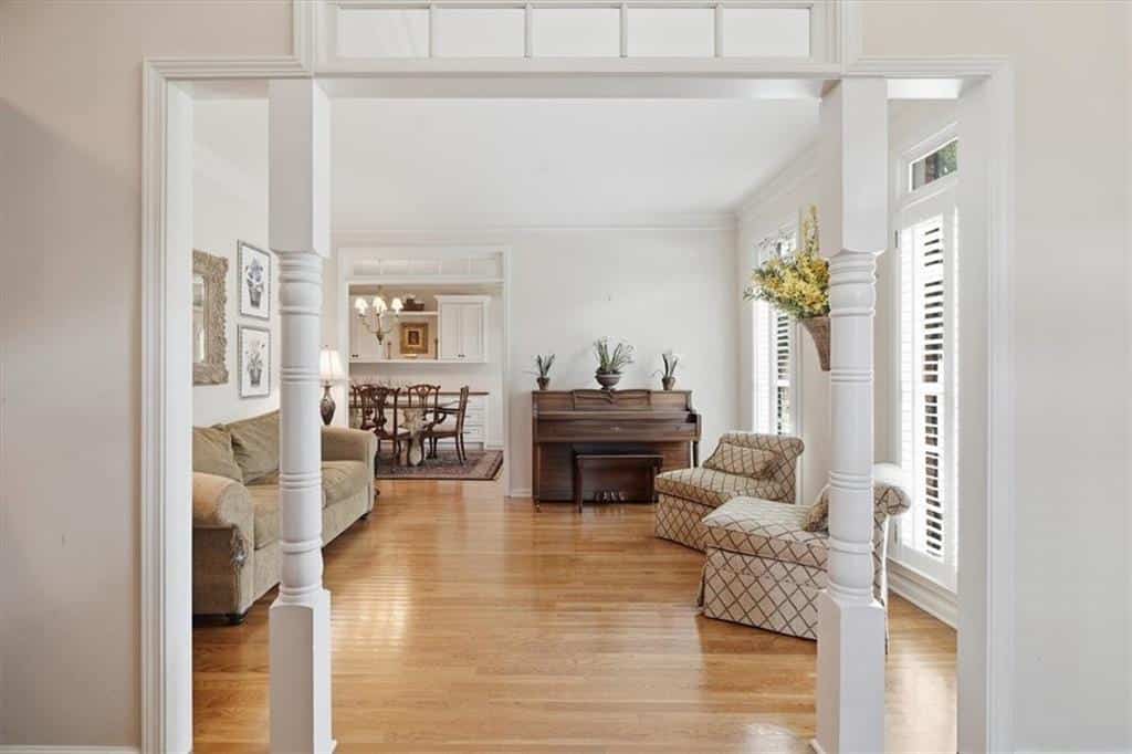 Listing photo 6