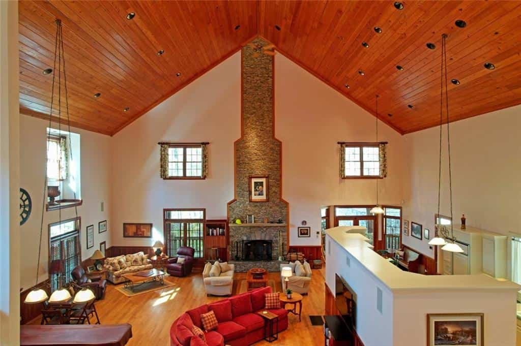 Listing photo 6