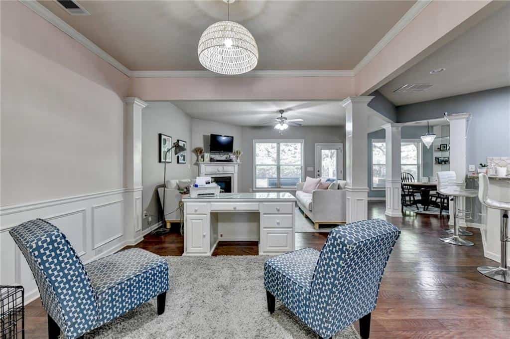 Listing photo 6