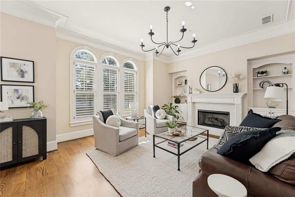 Listing photo 6