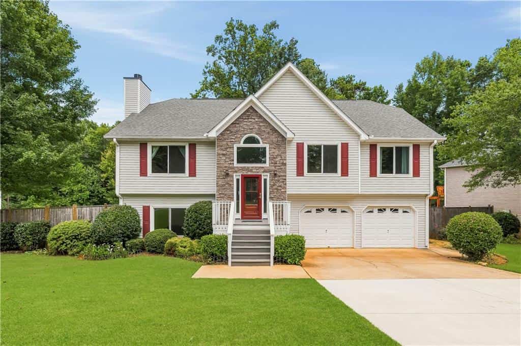1045 Queensbury Run, Acworth, GA 30102