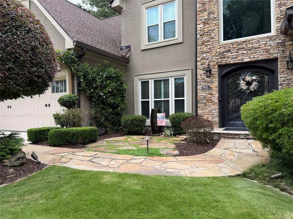 Listing photo 6
