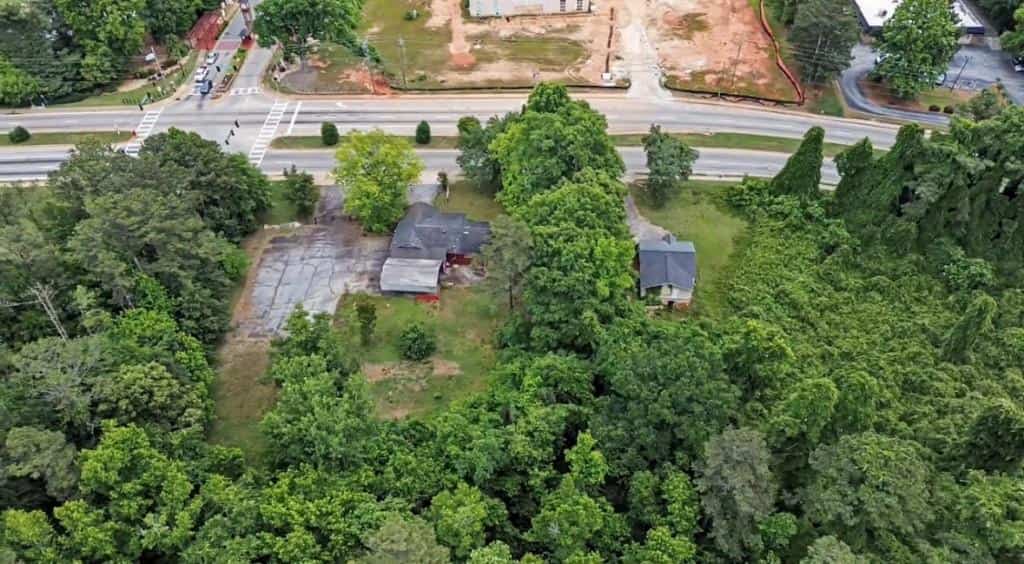 945 S Hairston Road, Stone Mountain, GA 30088