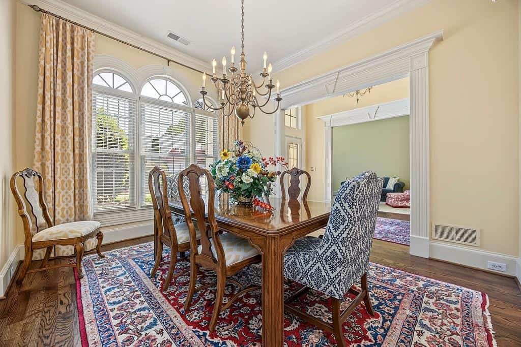 Listing photo 6