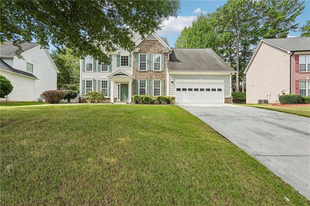 4010 Embassy Way, Lilburn, GA 30047