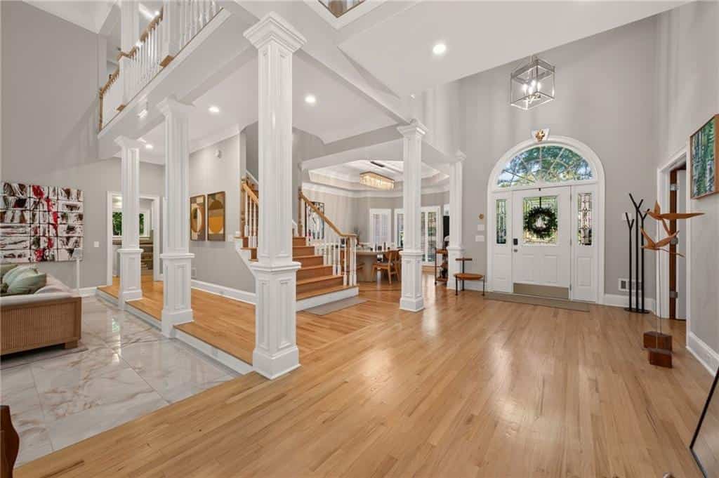 Listing photo 6