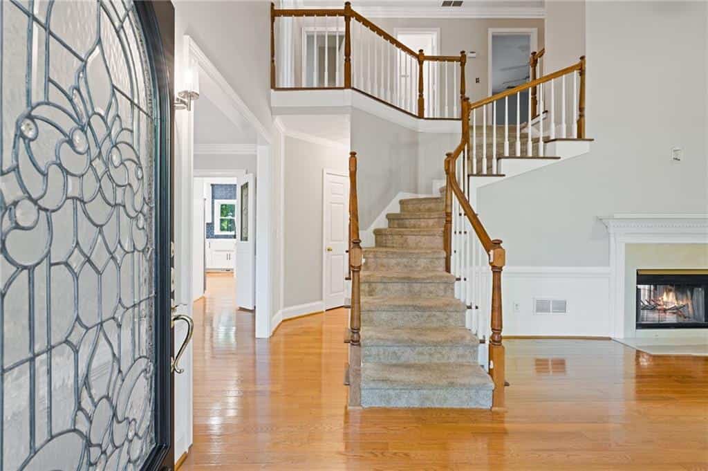 Listing photo 6
