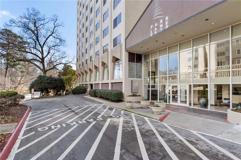 2479 Peachtree Road NE 217 #217, Atlanta, GA 30305