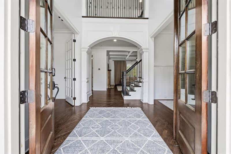 Listing photo 6