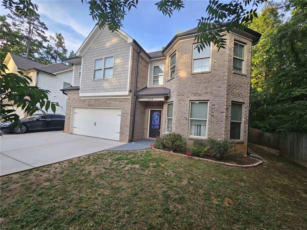 Listing photo 2