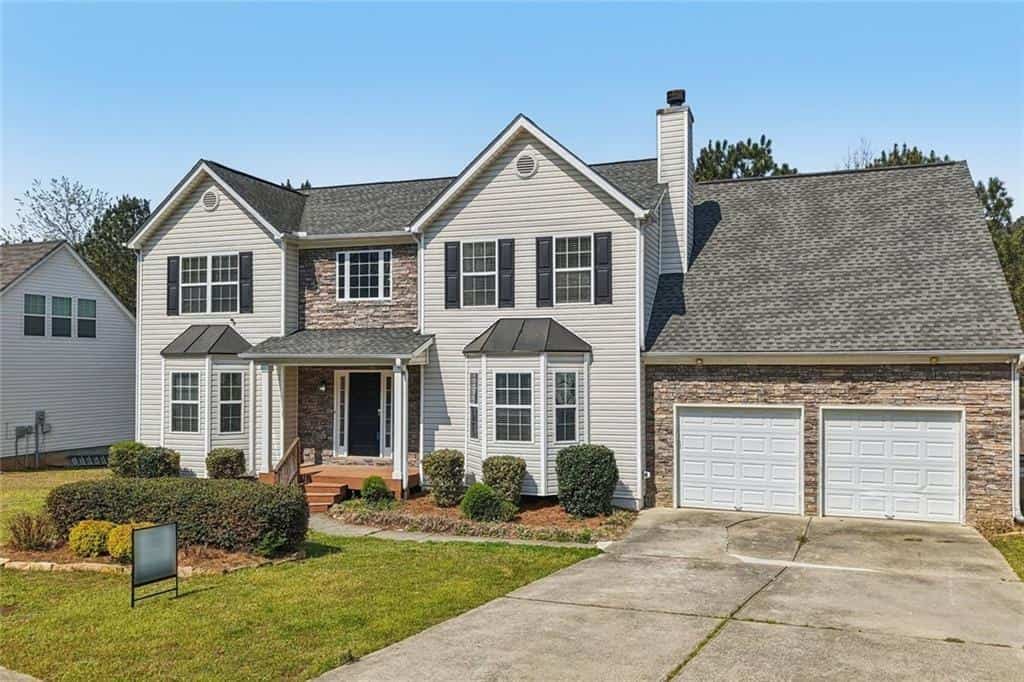 Listing photo 2