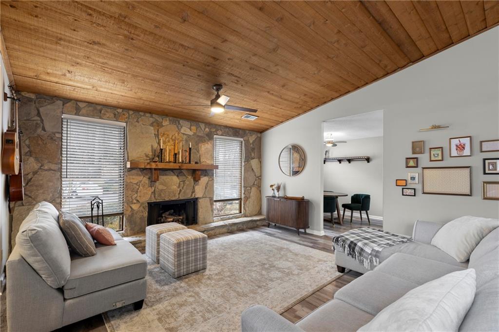 810 Bonnie Glen Drive SE, Marietta, GA 30067