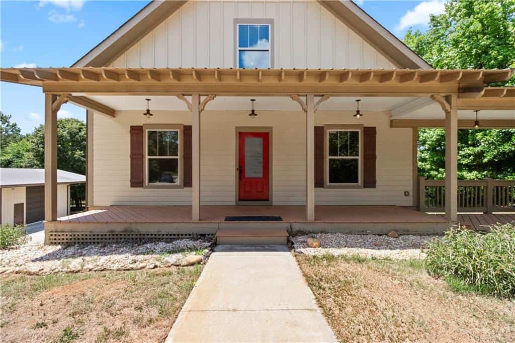 Listing photo 6