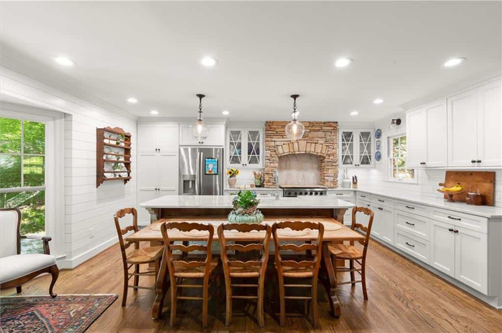 Listing photo 6
