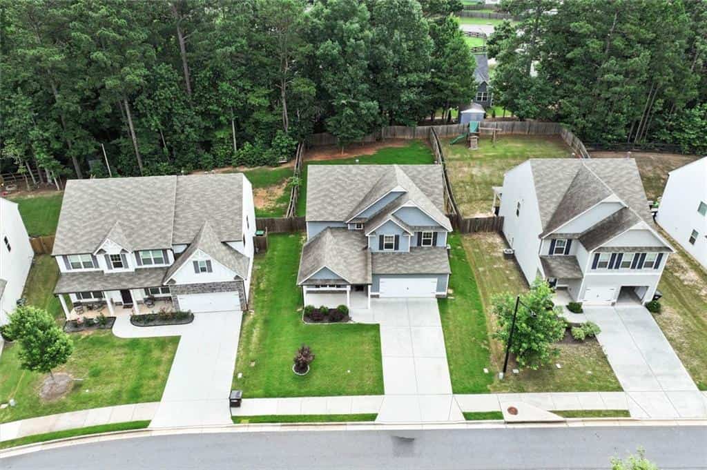 Listing photo 6