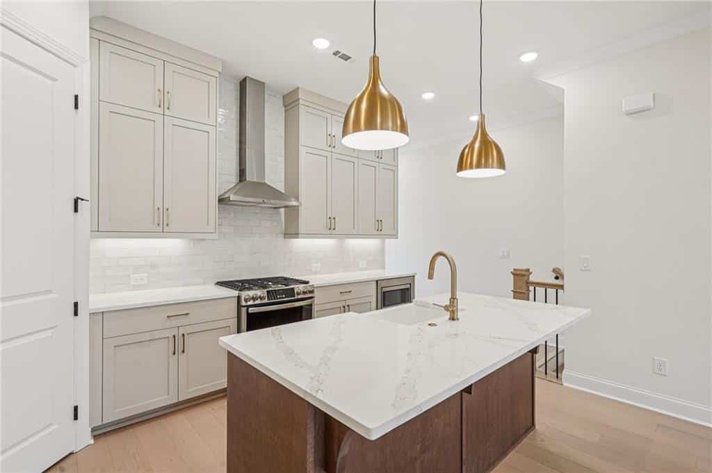 901 Shire Elm Street 22 #22, Johns Creek, GA 30022