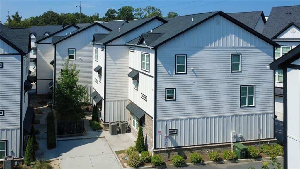 1981 Sea Cove Point NW, Atlanta, GA 30318