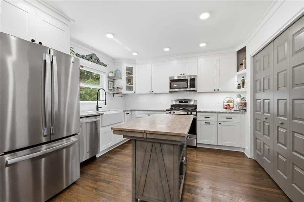 2344 Old Spring Road SE, Smyrna, GA 30080