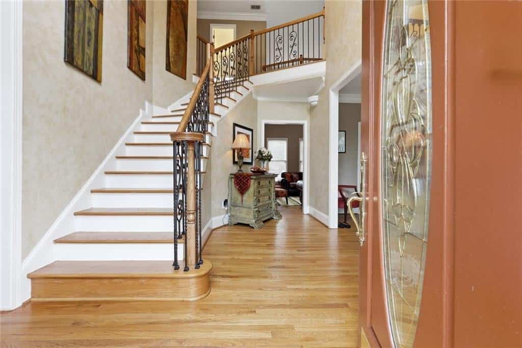 Listing photo 4