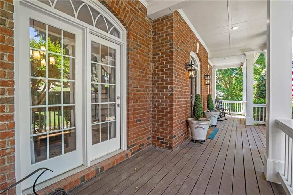 Listing photo 6