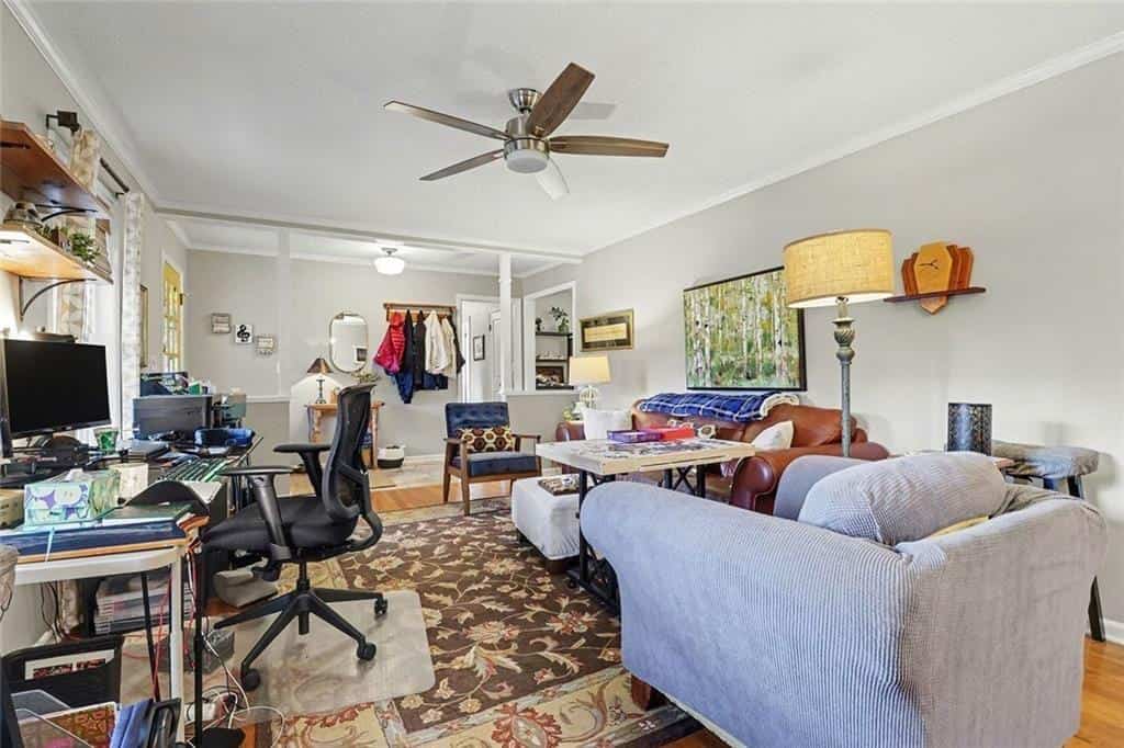 Listing photo 6