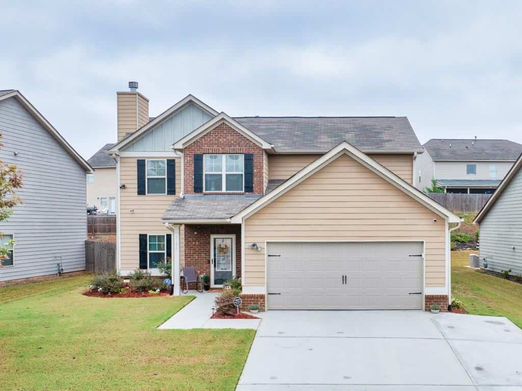 4194 Potomac Walk Court, Loganville, GA 30052