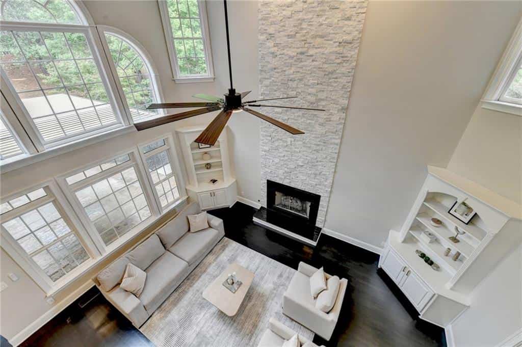 Listing photo 6