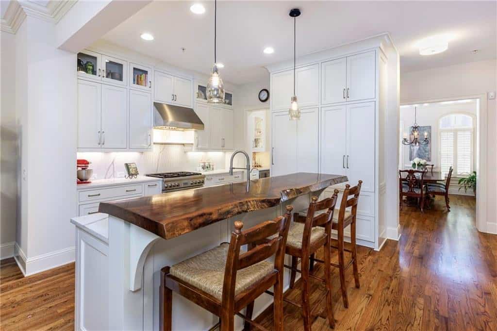 2008 Hidden Alley, Alpharetta, GA 30009