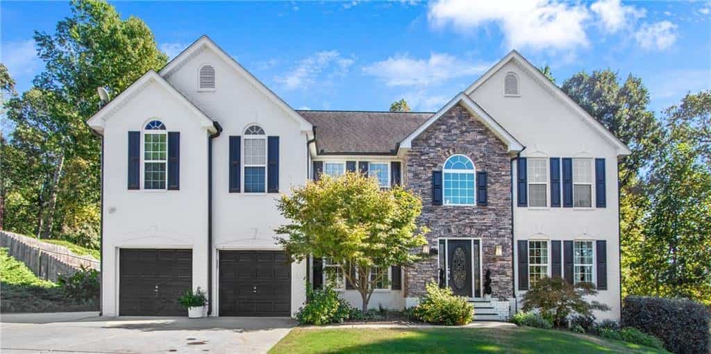 5425 Pleasant Woods Drive, Flowery Branch, GA 30542