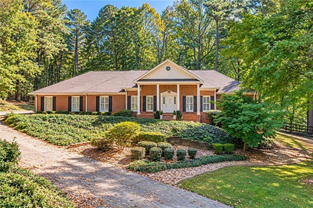 535 Autumn Wood Close, Roswell, GA 30075