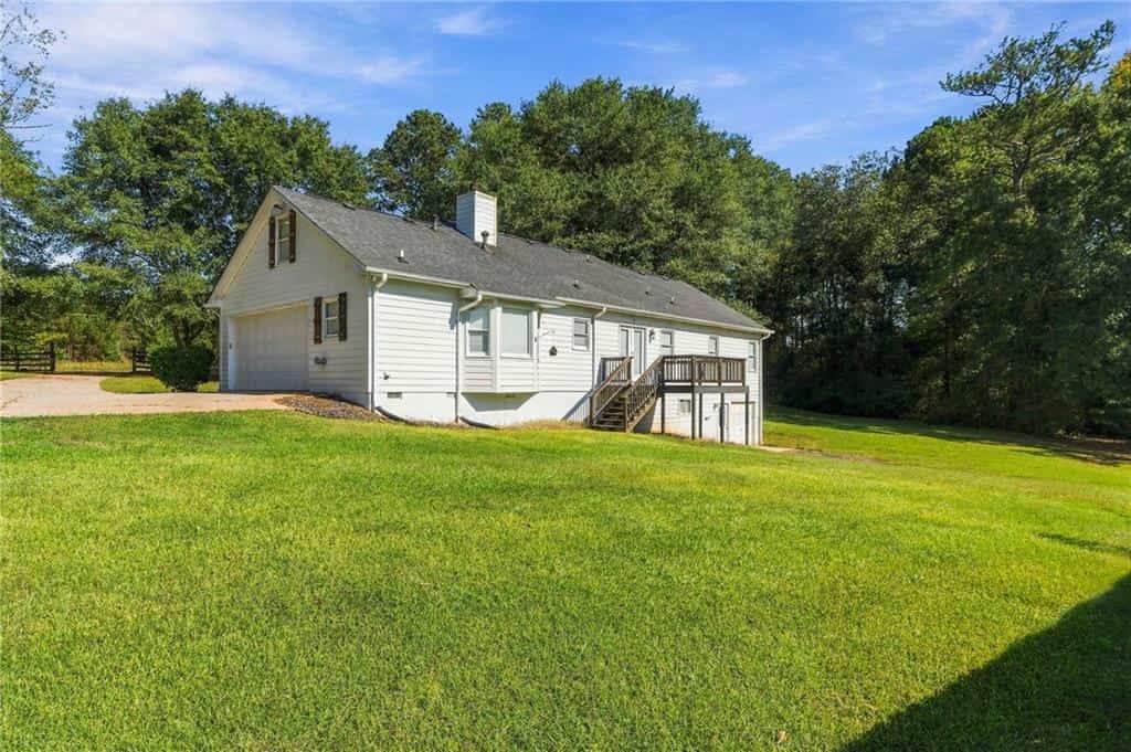Listing photo 6