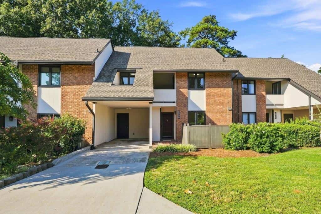 3229 Clairmont North NE, Atlanta, GA 30329