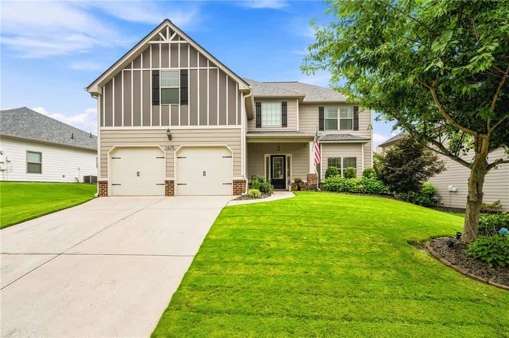 1675 Walking Horse Trail, Cumming, GA 30041