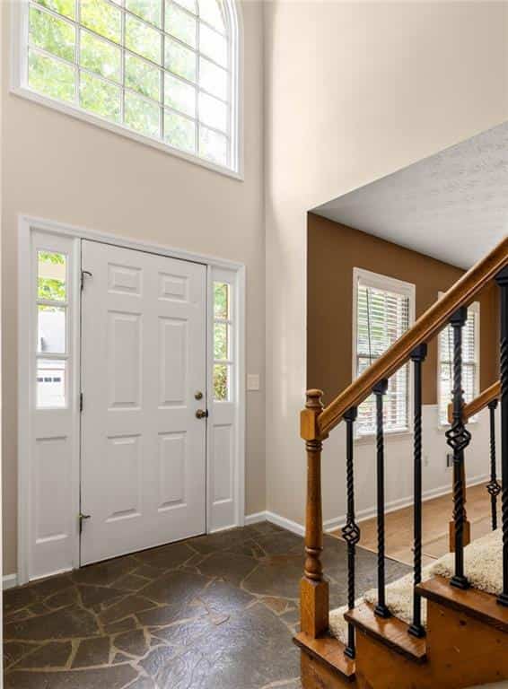 Listing photo 6